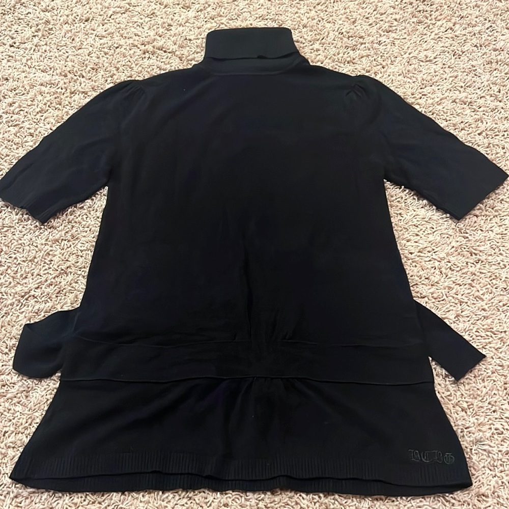 ❤️ BCBG Maxazria Turtleneck Shirt